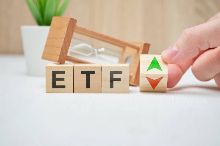 ultimate-guide-to-the-best-charles-schwab-etf-list-of-2022-2024