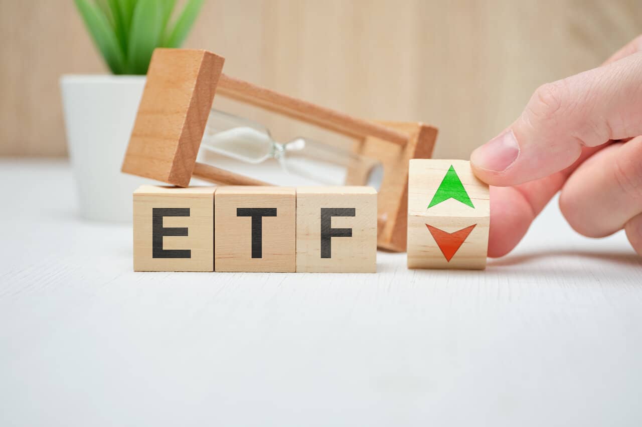 charles schwab cryptocurrency etf